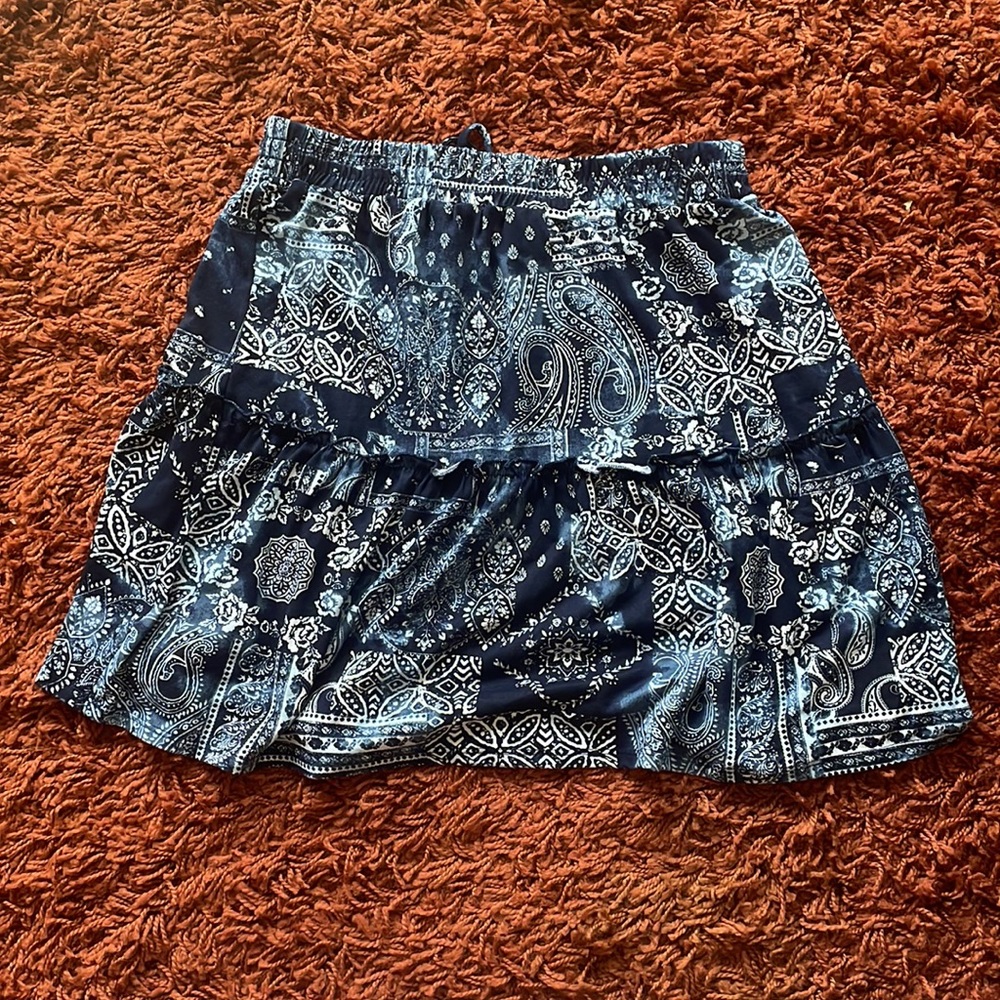 Patterned skirt - Picture 2 of 2